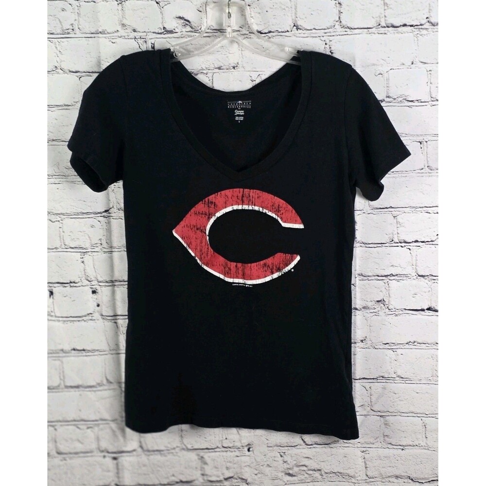 Cincinnati‎ Reds Women's Small Black V-Neck Short Sleeve T-Shirt